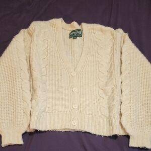 AE Cream Cable Knit Sweater